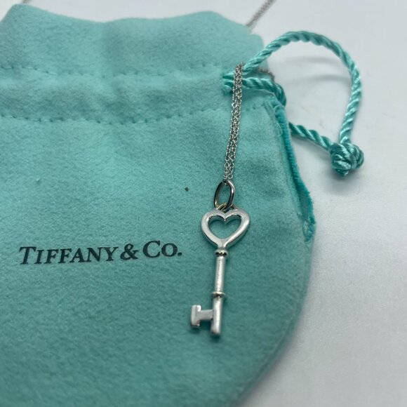 Tiffany & Co Diamond 18K White Gold Heart Key Pendant 18" Chain Necklace in Box - Picture 11 of 16